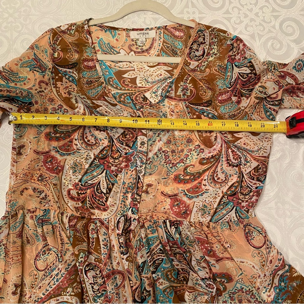 UMGEE  L sheer, beautiful paisley blouse EUC - Picture 6 of 7